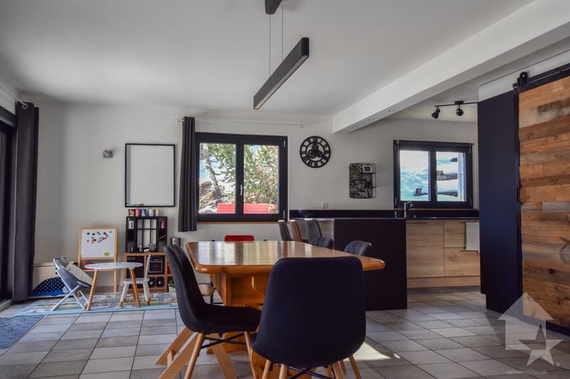 Magnifique chalet de 5.5 pièces (4)