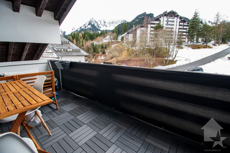 Torgon, renovated 4-room duplex in the Le Cleuset building (6)