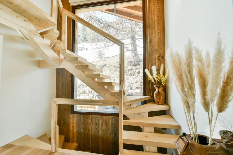 Magnificent fully renovated chalet (5)