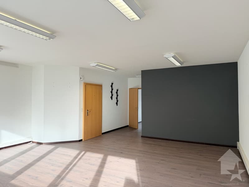 Vente de surface commerciale à Sion (2)