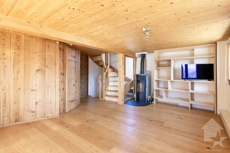 Grange rénovée de 4.5 pièces de 107 m2 habitables avec jardin de 40 m2 (8)