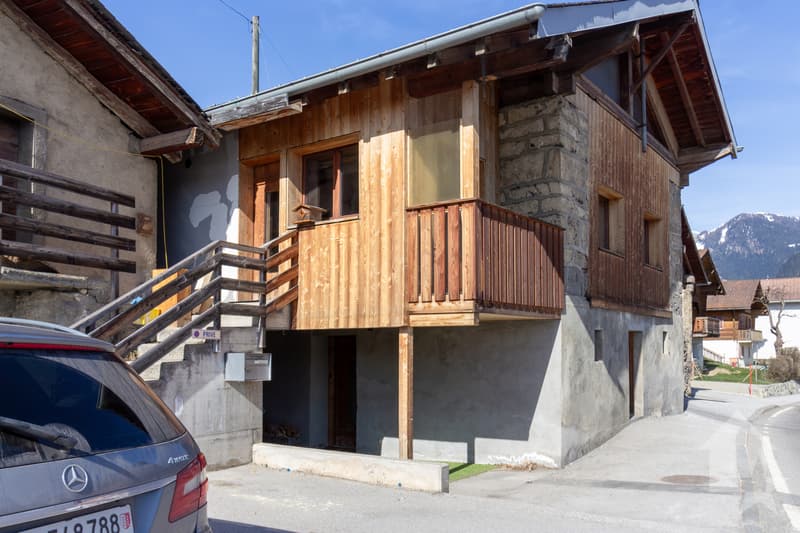 Grange rénovée de 4.5 pièces de 107 m2 habitables avec jardin de 40 m2 (3)