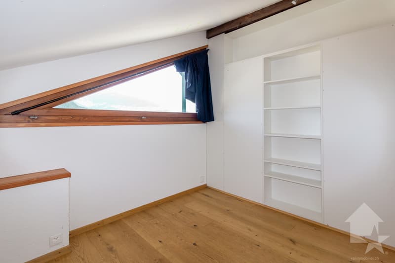 Grange rénovée de 4.5 pièces de 107 m2 habitables avec jardin de 40 m2 (11)
