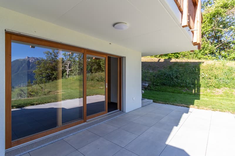 Appartement 2.5 pièces neuf en résidence secondaire avec terrasse (5)
