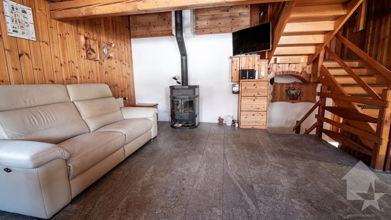 Agréable chalet sur trois niveaux avec vue panoramique (8)