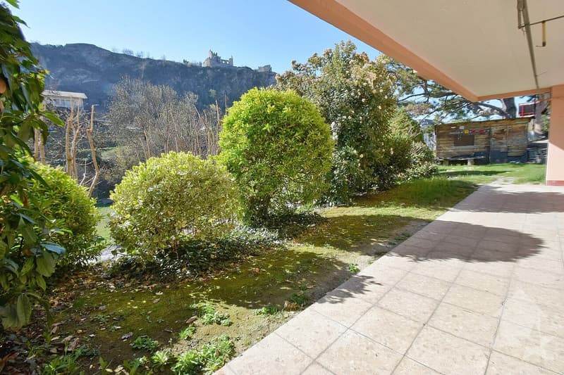 Spacieuse villa avec un double box près du centre de Sion ! (3)