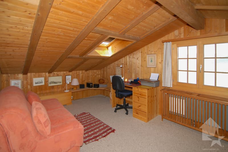 Chalet bénéficiant d'une situation privilégiée (7)