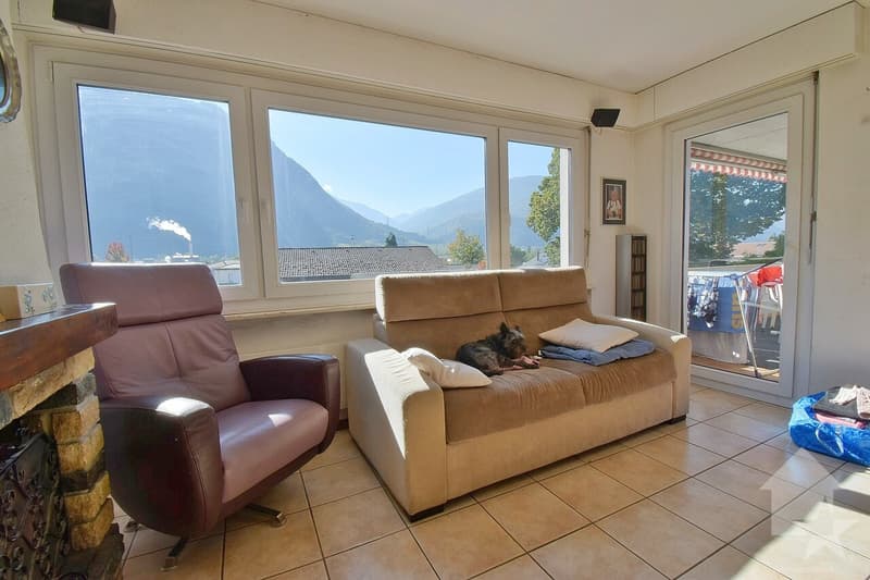 4.5 pièces avec un garage box et une place de parc extérieure inclus (3)