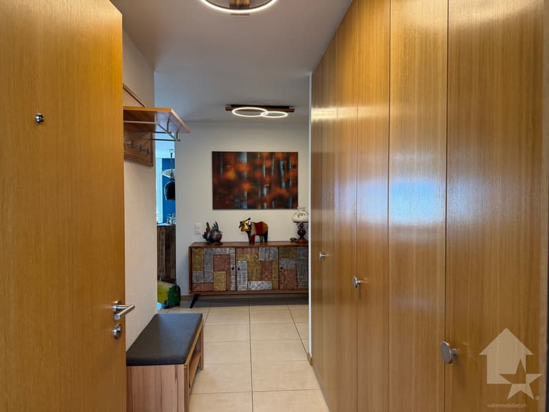 Splendide appartement de 4.5 pièces avec vue sur l'arc alpin ! (11)
