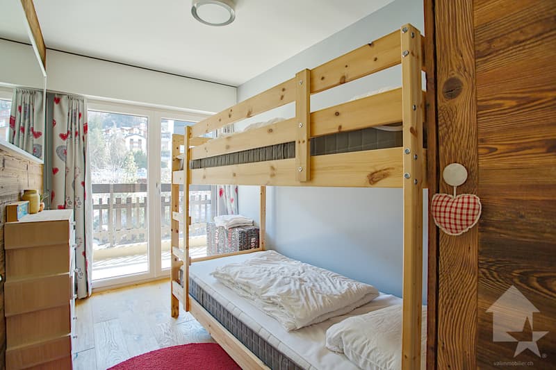 Splendid corner apartment of 4.5 rooms, 101 m2, close to the ski area (7)