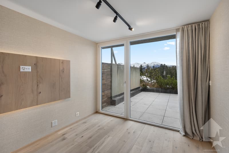 Studio entièrement rénové au centre de Crans-Montana (2)