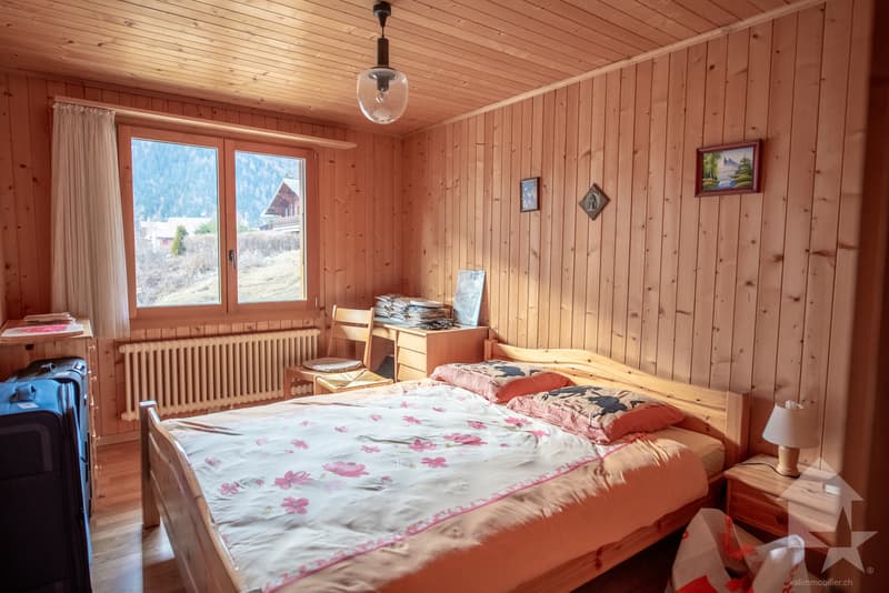 Charmant chalet de 5.5p, belle situation au centre de la station (10)