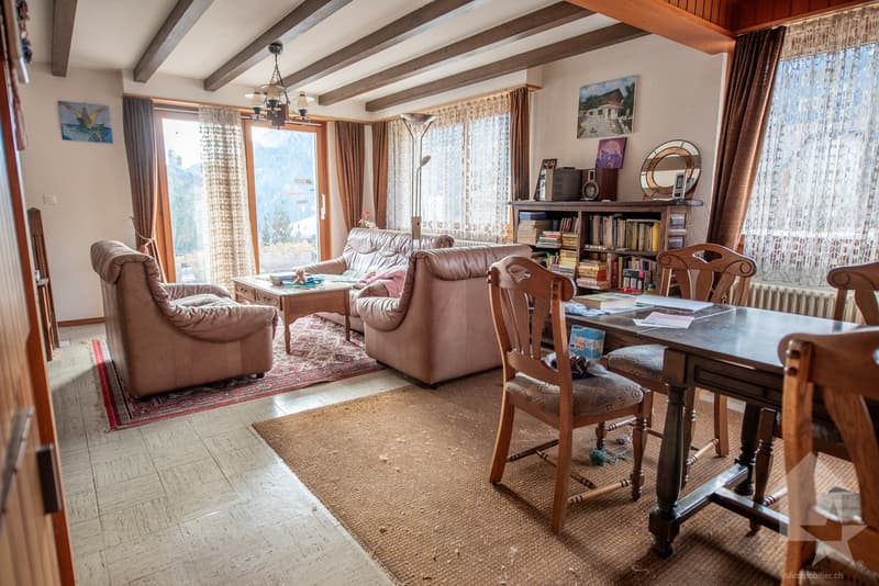 Charmant chalet de 5.5p, belle situation au centre de la station (7)