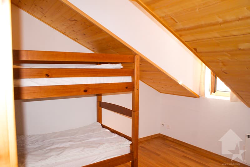 Magnificent attic apartment with breathtaking views of the lake! (11)