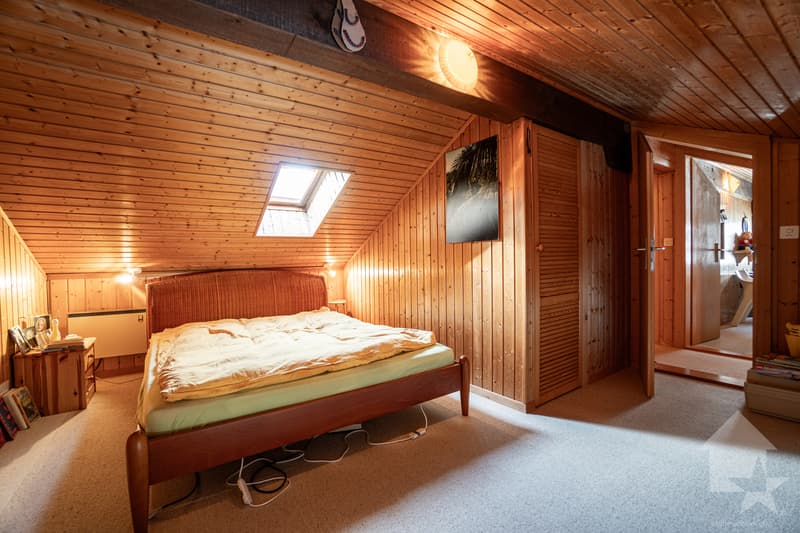 Chalet comprenant deux duplex indépendants avec grange aménageable (7)