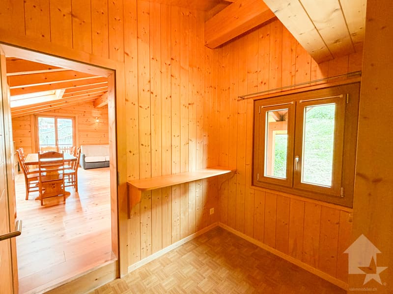Charmante maison avec vue panoramique sur la plaine (11)