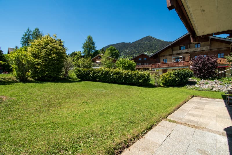 Semi-detached chalet on 3 levels, ideally located in Leysin (11)