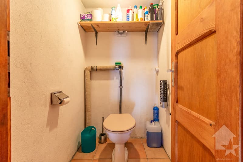 Authentisches Dorfhaus aus dem 18. Jahrhundert mit Außenbereichen (7)
