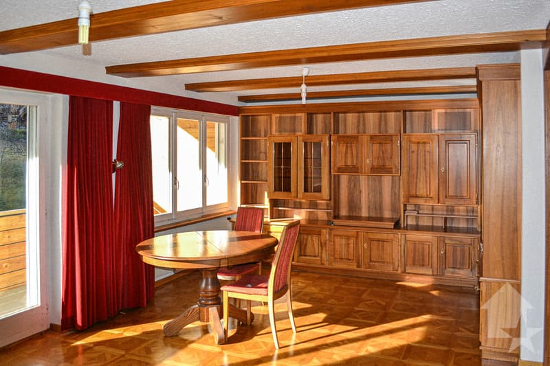 Spacious 4.5-room apartment with 108 m2, 2 balconies, view of the Alps (2)