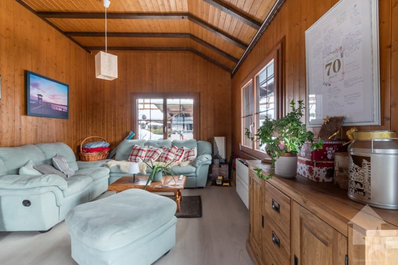 Family chalet with 8.5 rooms, modernized and perfectly maintained (6)