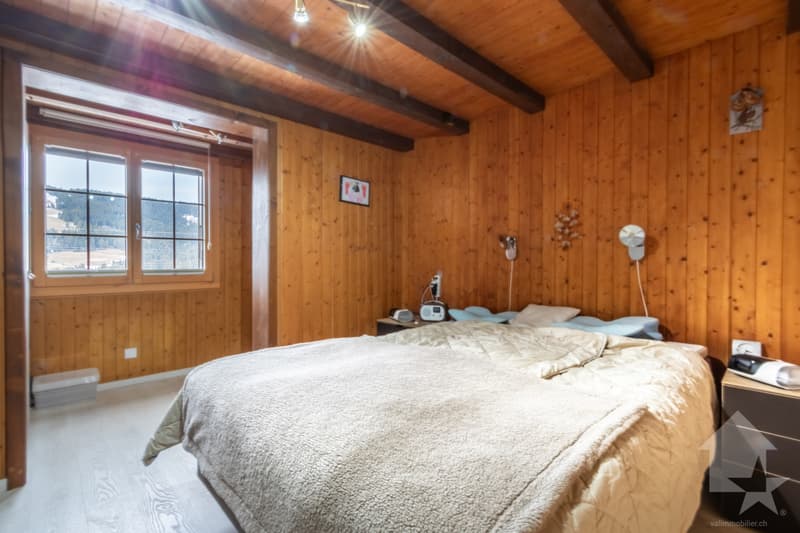 Family chalet with 8.5 rooms, modernized and perfectly maintained (7)