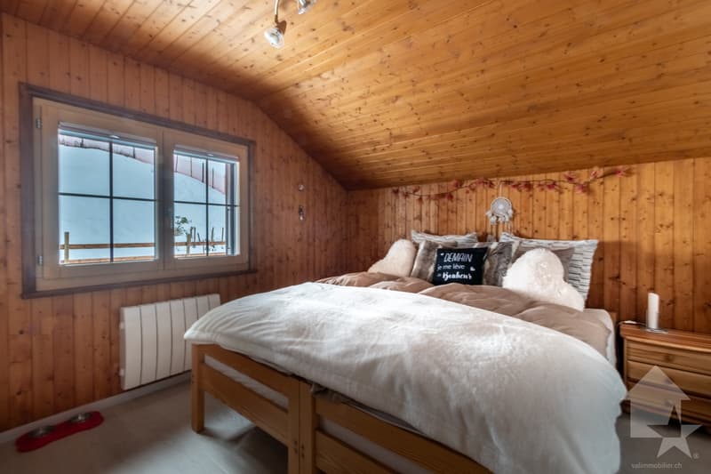 Family chalet with 8.5 rooms, modernized and perfectly maintained (10)