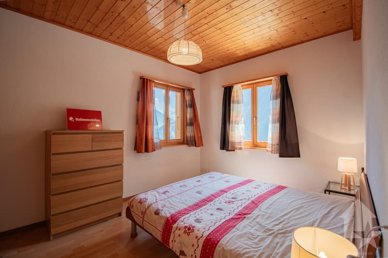 Chalet alpin avec studio indépendant et vue panoramique (8)
