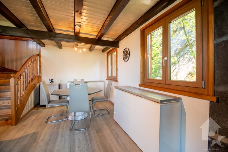 Meraviglioso chalet di carattere situato nei mayens di Saxon (7)