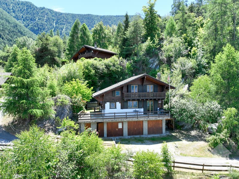 Meraviglioso chalet di carattere situato nei mayens di Saxon (1)