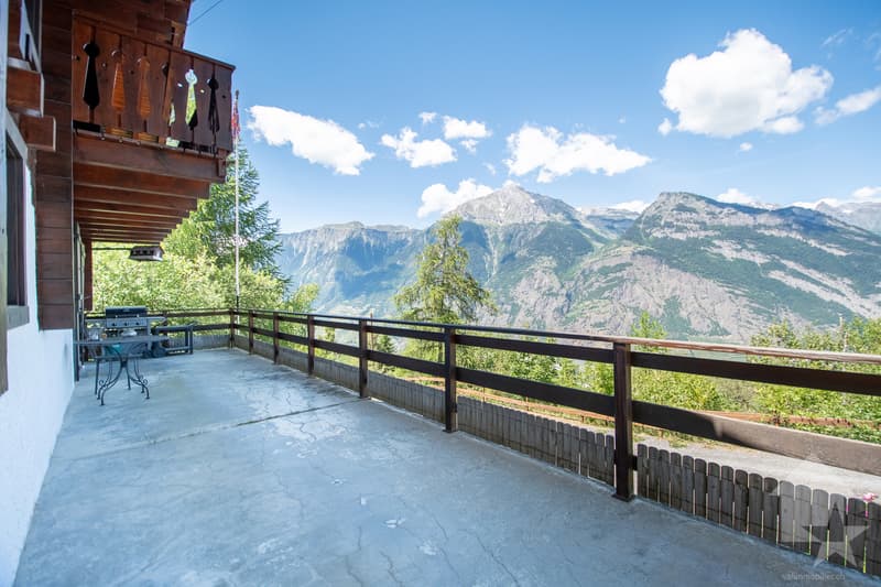 Meraviglioso chalet di carattere situato nei mayens di Saxon (5)