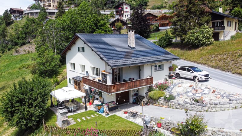 Villa spaziosa ristrutturata nel centro della valle, vendibile a stranieri (1)