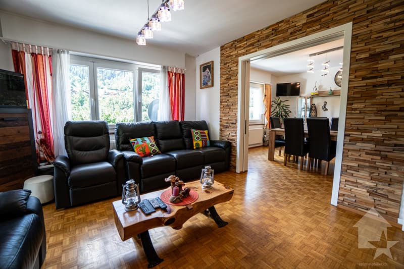 Villa spaziosa ristrutturata nel centro della valle, vendibile a stranieri (13)