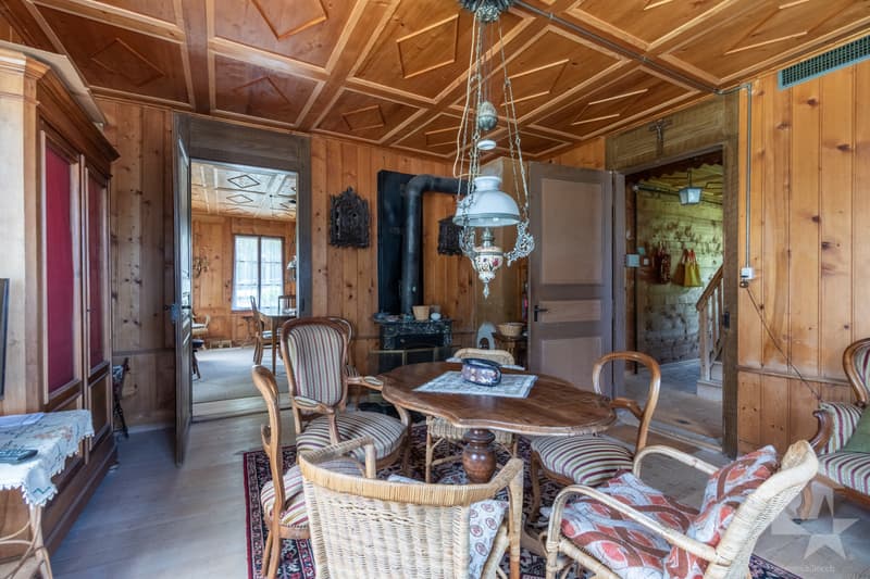 Authentique chalet de caractère au coeur de Morgins (2)