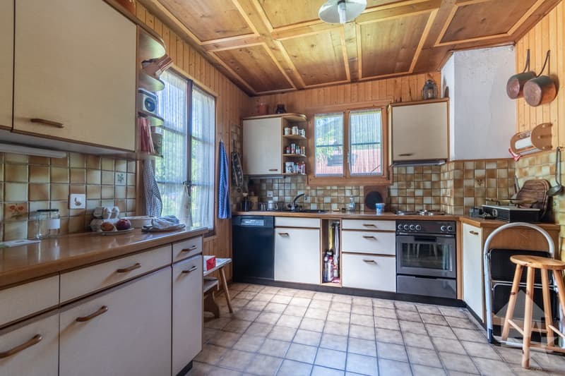 Authentique chalet de caractère au coeur de Morgins (6)