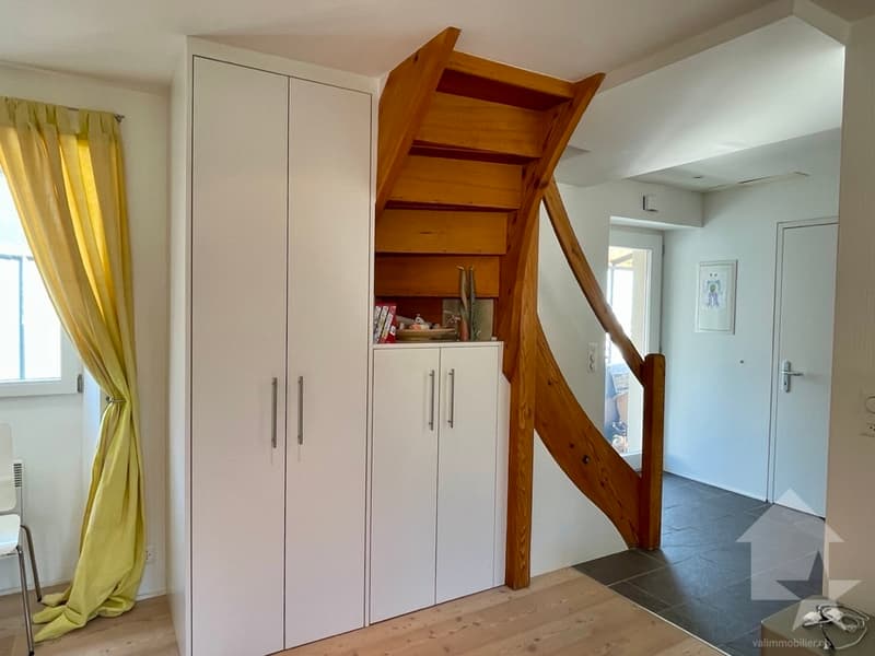 Maison ancienne en partie transformée: 1 duplex et 1 niveau à aménager (9)