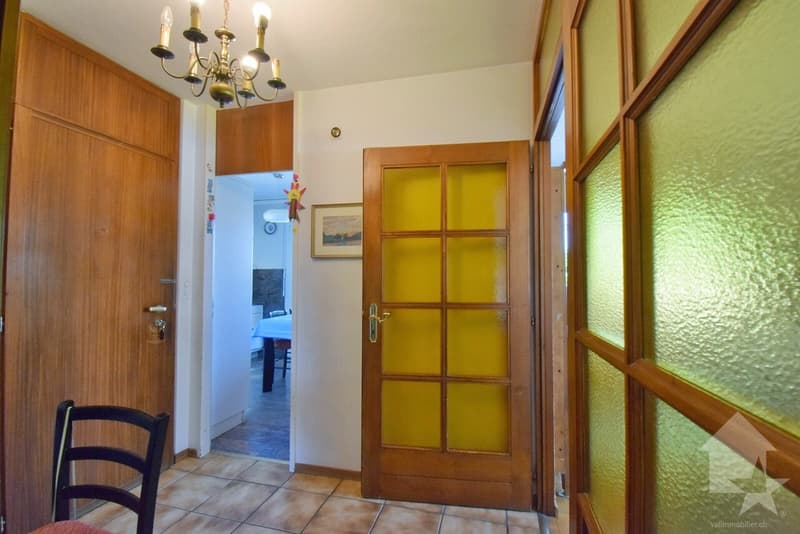 Joli 4.5 pièces près du centre de Sierre ! (9)
