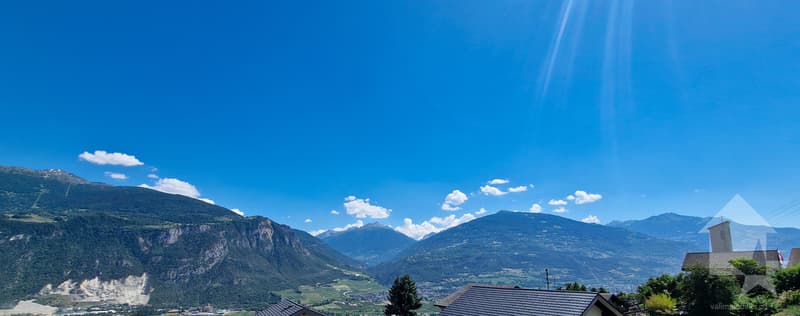 Schönes 4.5-Zimmer-Apartment, große Terrasse, tolle Aussicht und Sonnenschein, ruhig (12)