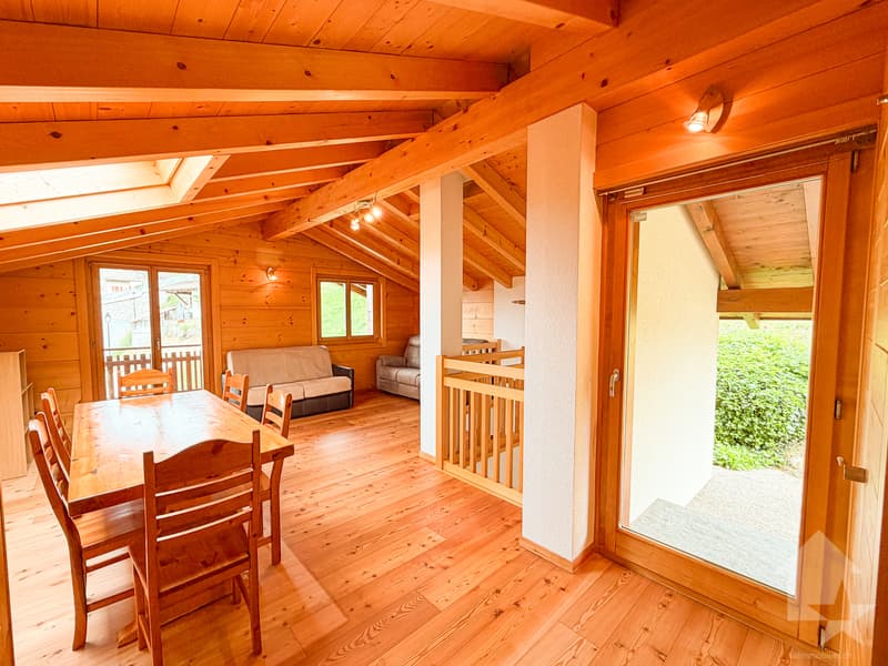 Maison chaleureuse pleine de charme avec vue panoramique (10)