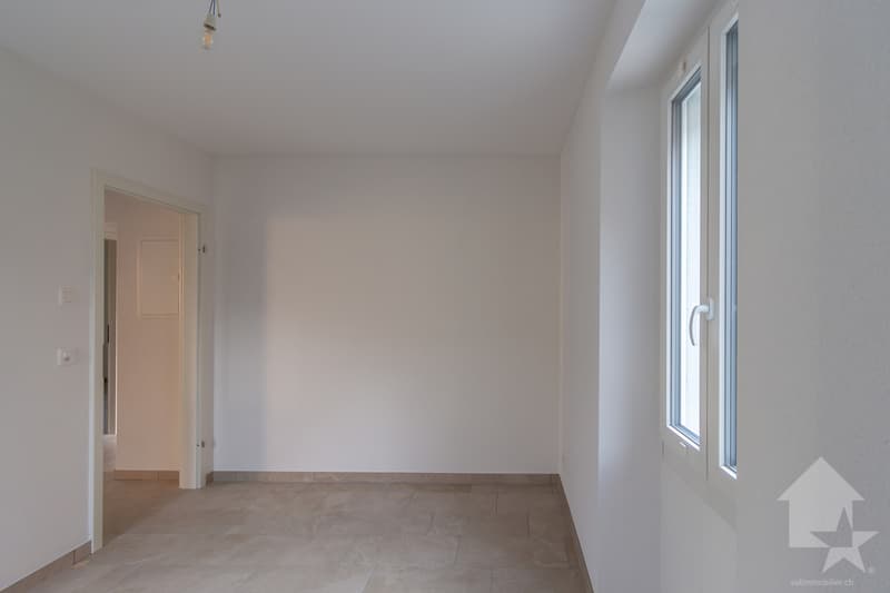 Building with three fully renovated apartments in good taste (11)