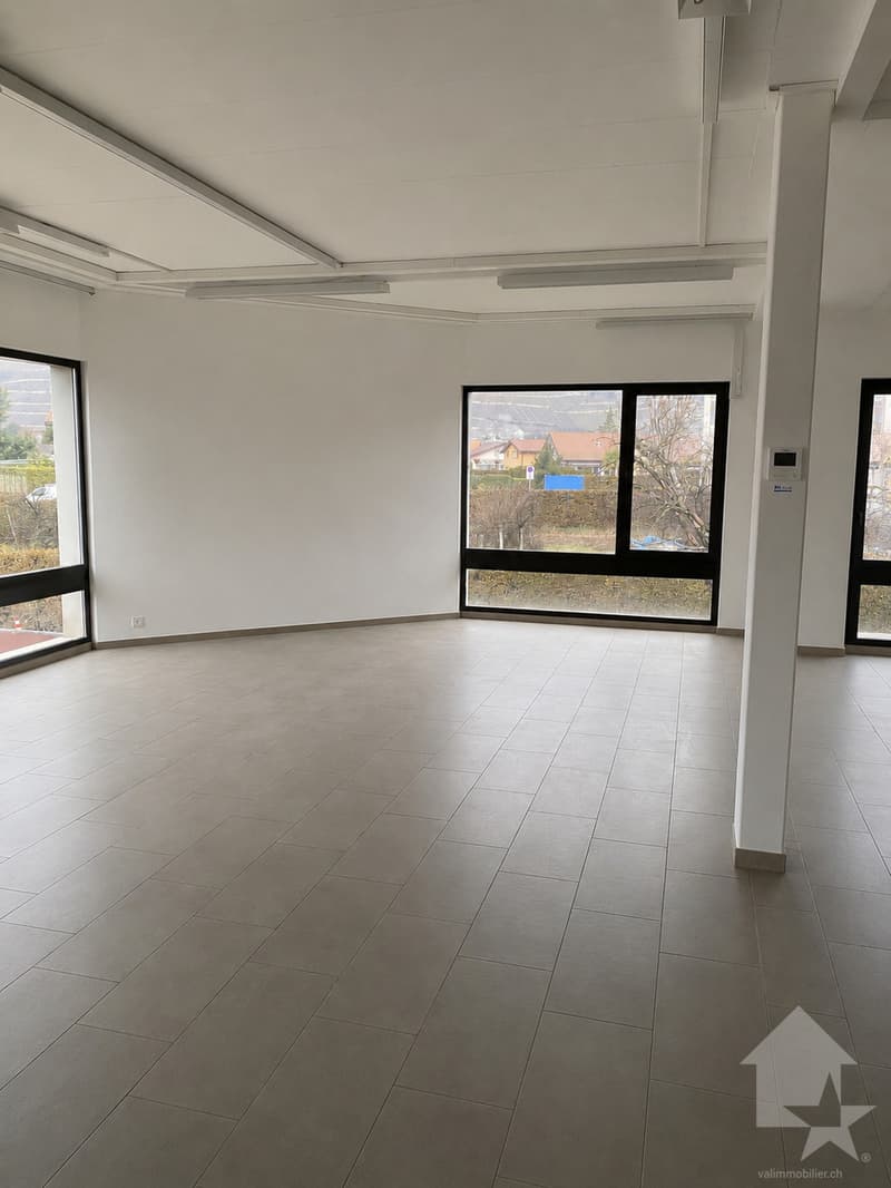 In affitto, grande superficie di 268 m2 - zona commerciale Conthey (3)