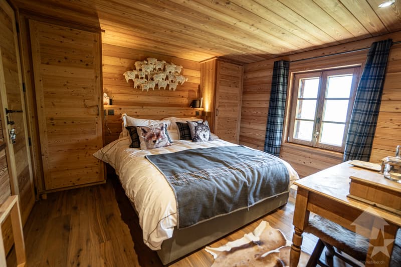 Chaleureux chalet avec cachet et vues exceptionnelles (11)