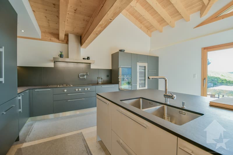 Splendid 275 m2 chalet in the heart of nature (7)