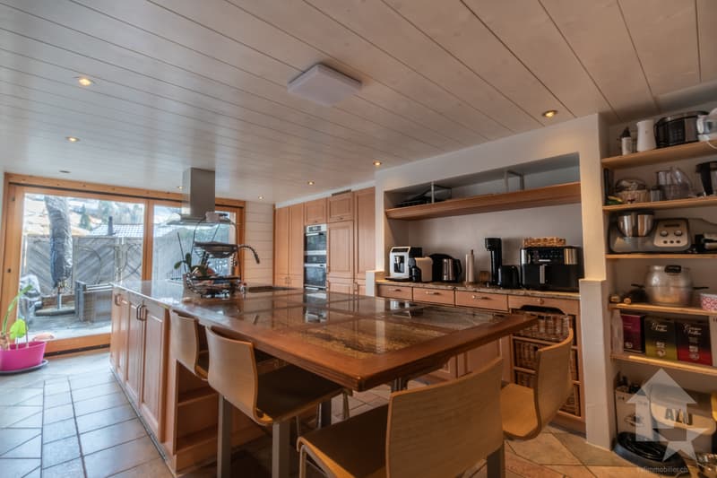 Val-d'Illiez, magnifique chalet de 3 logements (7)