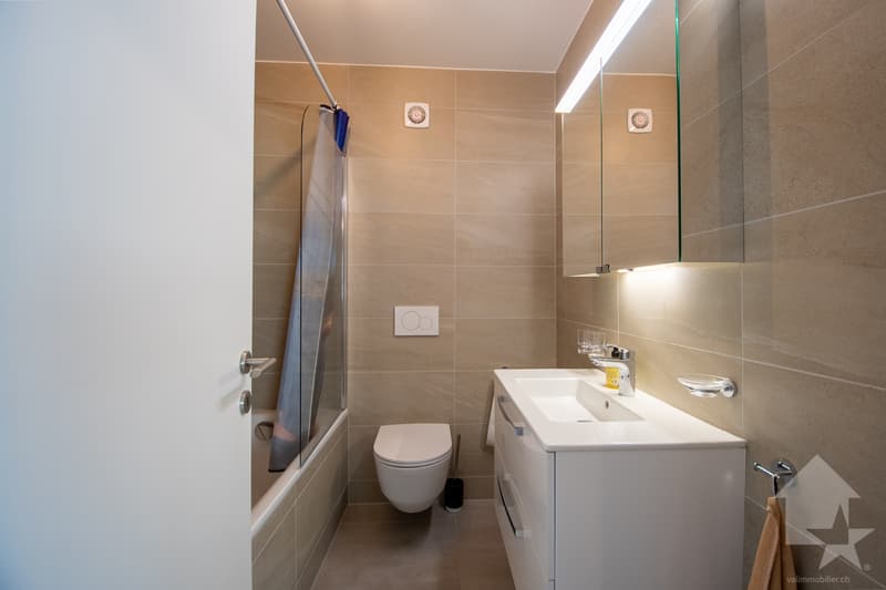 Appartement de 3,5 pièces avec terrasse et jardin (13)