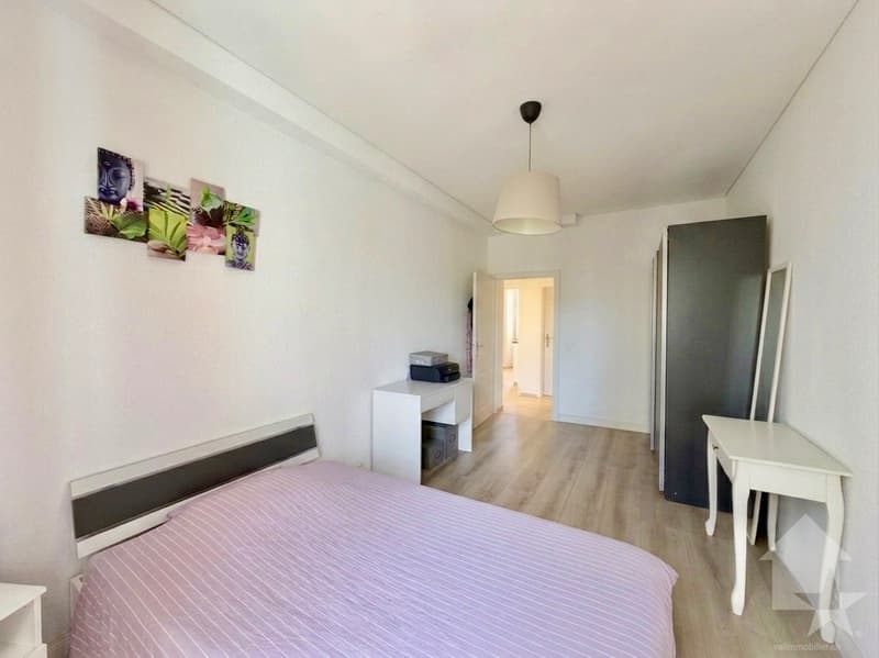 Appartement de 2.5 pièces rénové avec garage box ! (6)