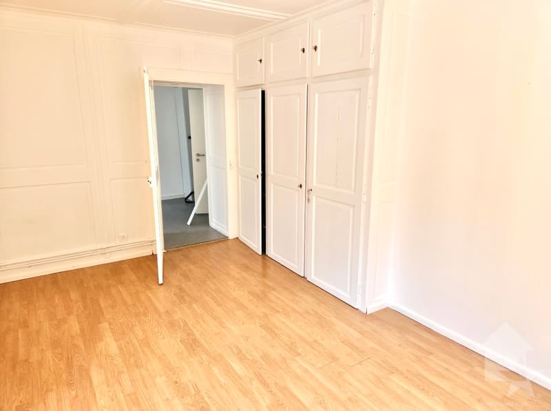 Immeuble de 5 appartements et un restaurant au centre du village ! (12)