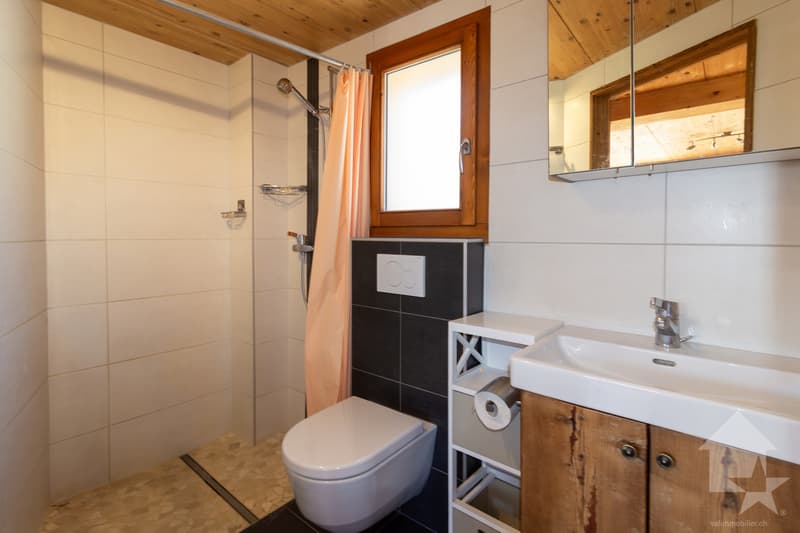Grange rénovée de 4.5 pièces de 107 m2 habitables avec jardin de 40 m2 (8)