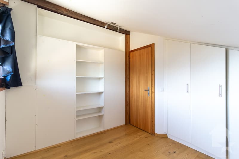 Grange rénovée de 4.5 pièces de 107 m2 habitables avec jardin de 40 m2 (11)