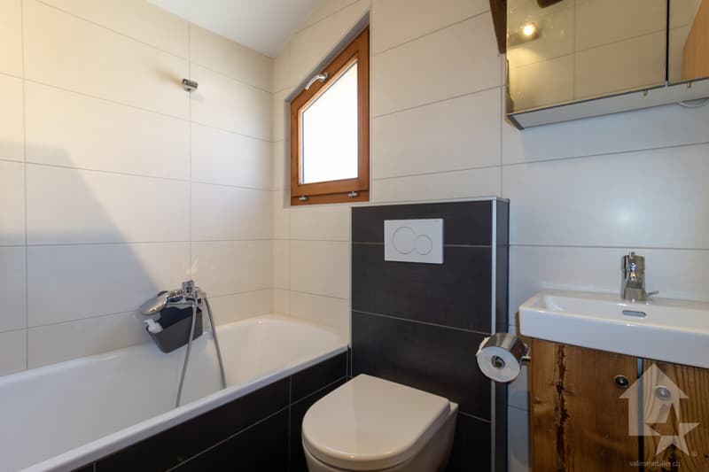Grange rénovée de 4.5 pièces de 107 m2 habitables avec jardin de 40 m2 (12)