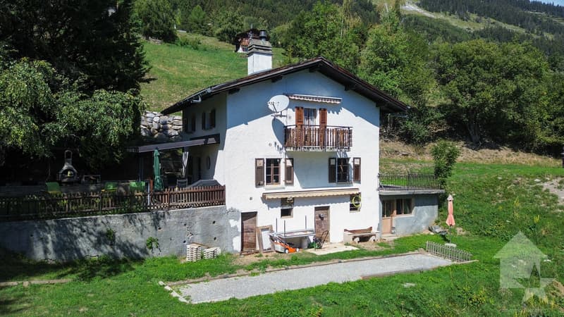 Appartement dans un petit chalet aux Mayens de Conthey (2)